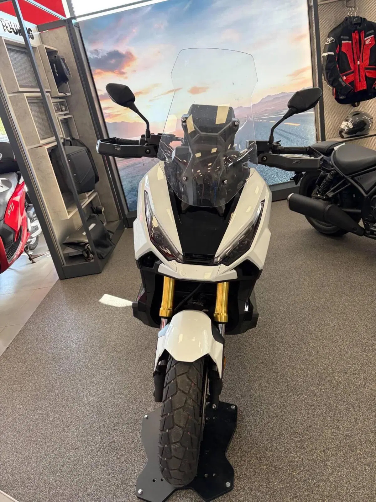 Honda X-ADV 750 (2025 - 27) (2)