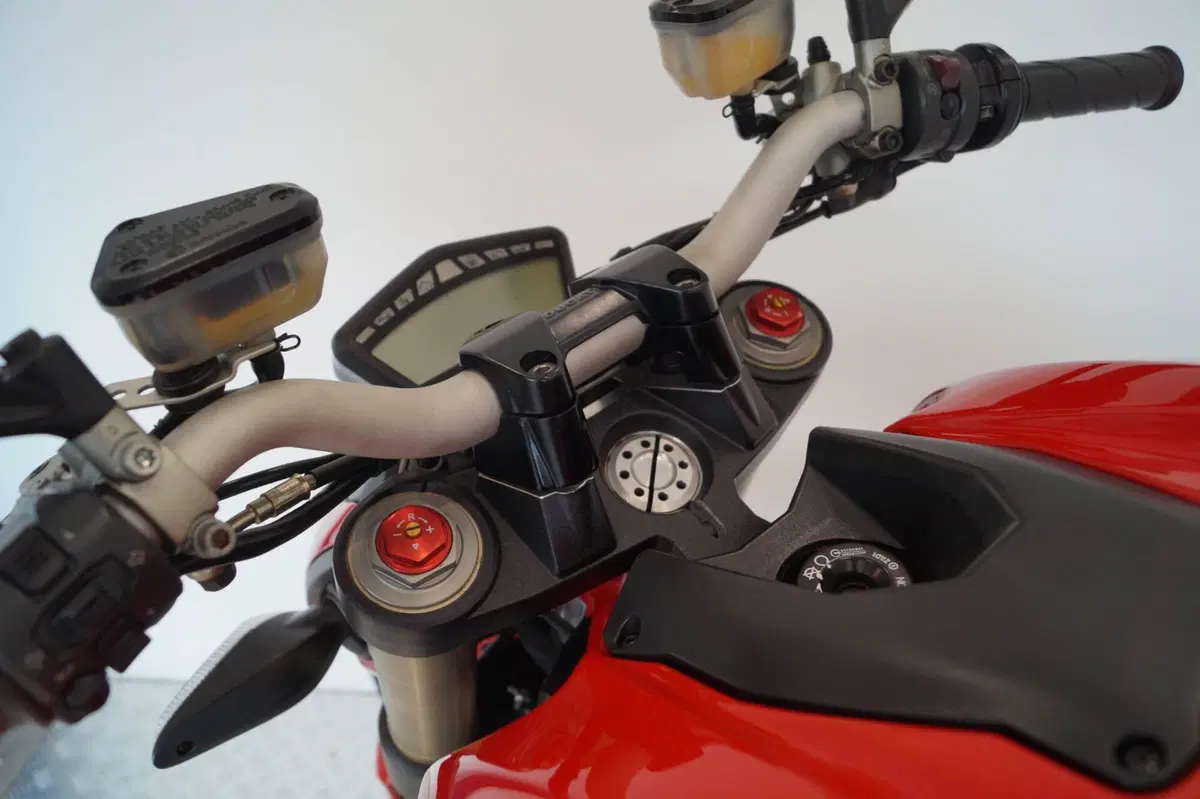 Ducati Streetfighter 848 (2011 - 15) (8)