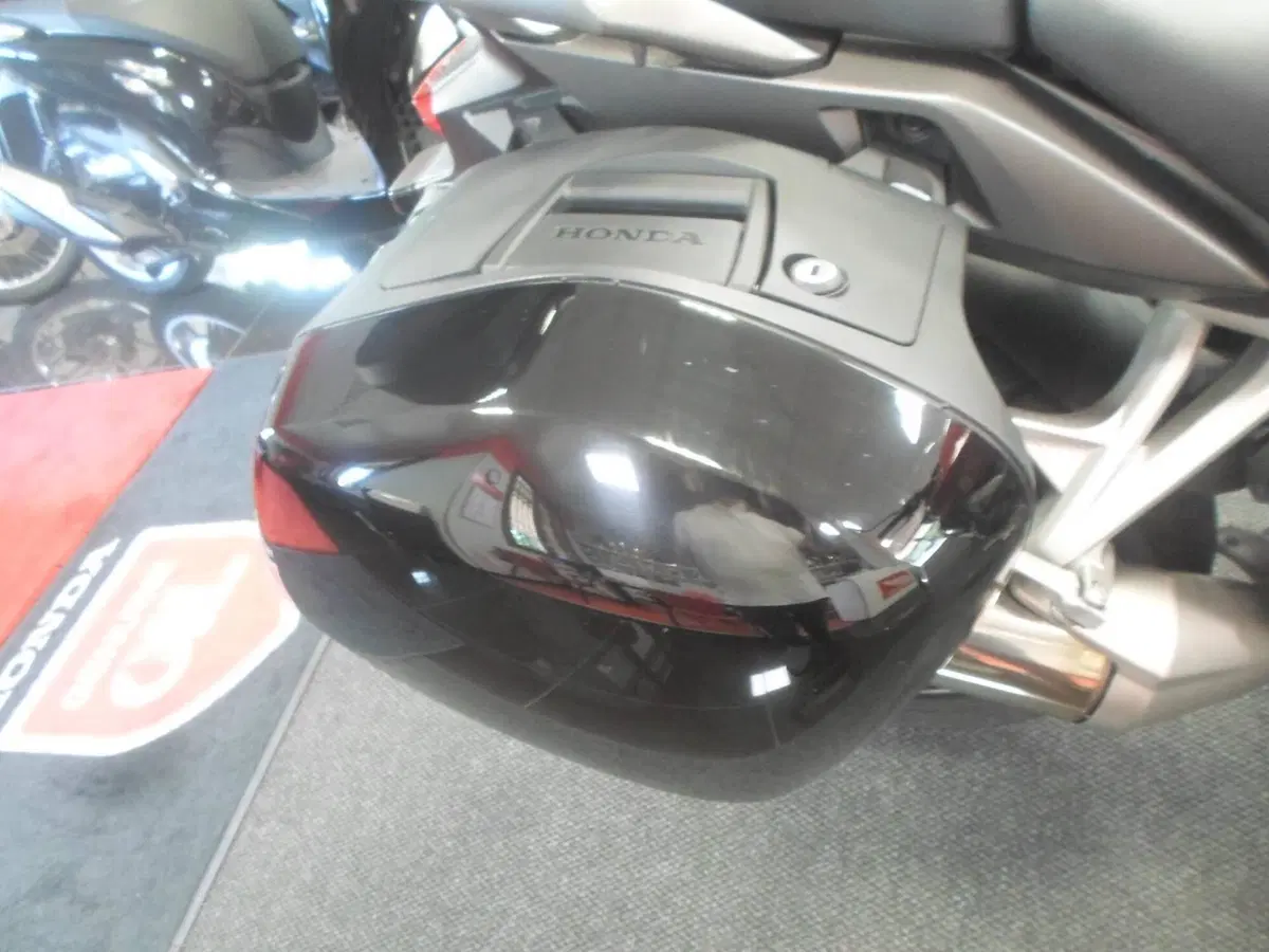 Honda Crossrunner Travel Edition ABS (2015 - 18) (8)