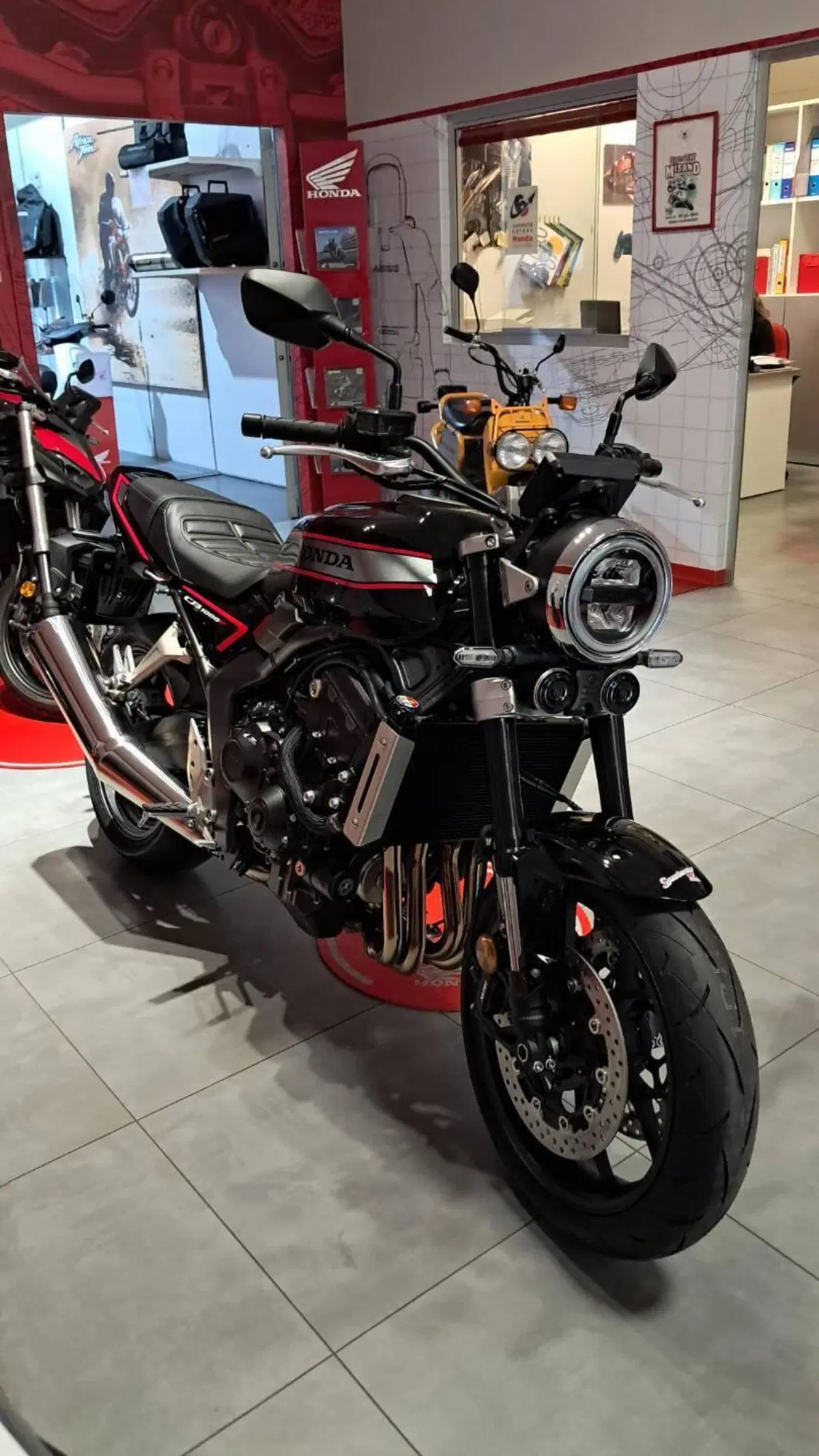 Honda CB 1000 F (2026) (5)