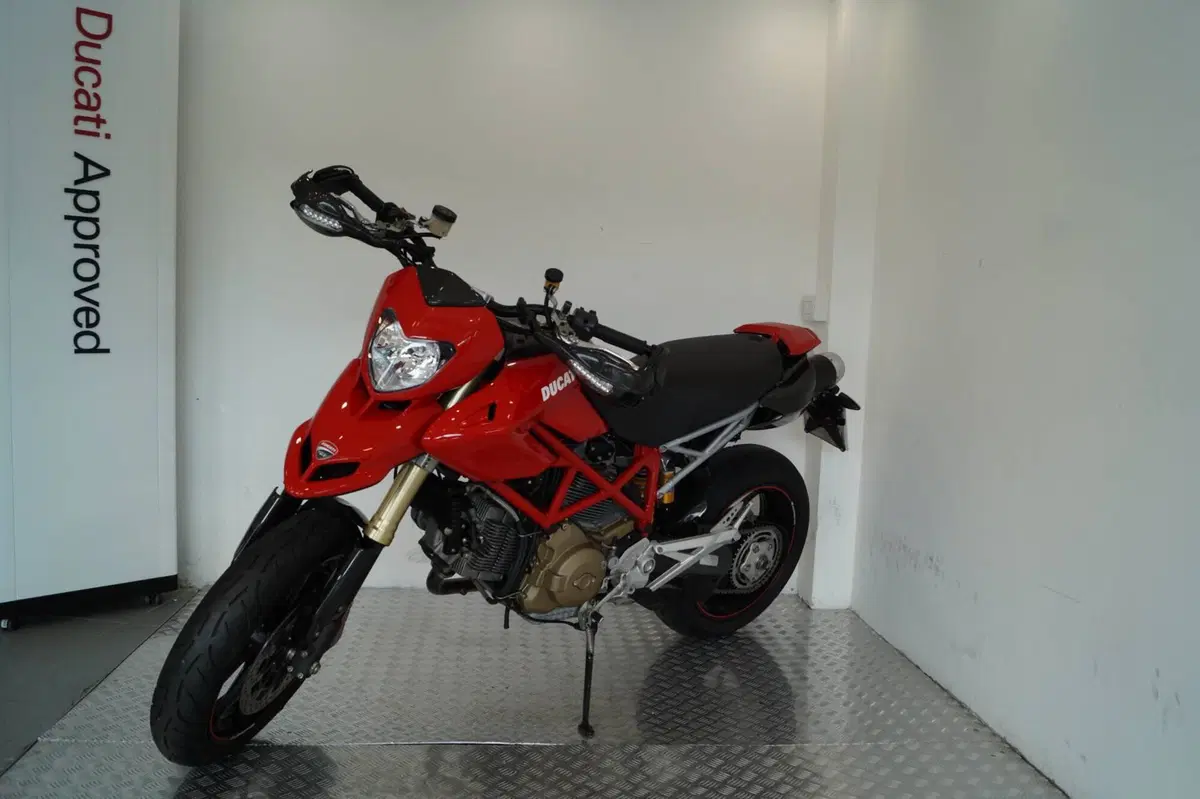 Ducati Hypermotard 1100 S (2007 - 09) (2)