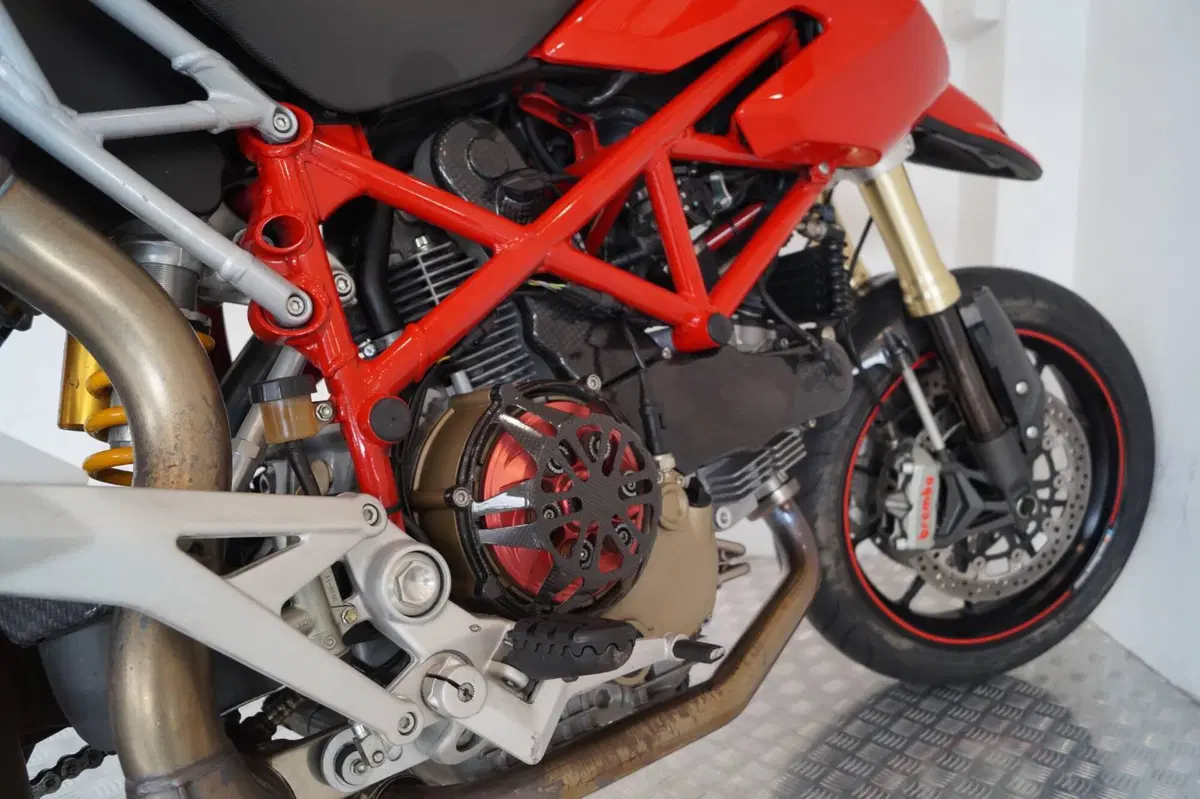 Ducati Hypermotard 1100 S (2007 - 09) (10)