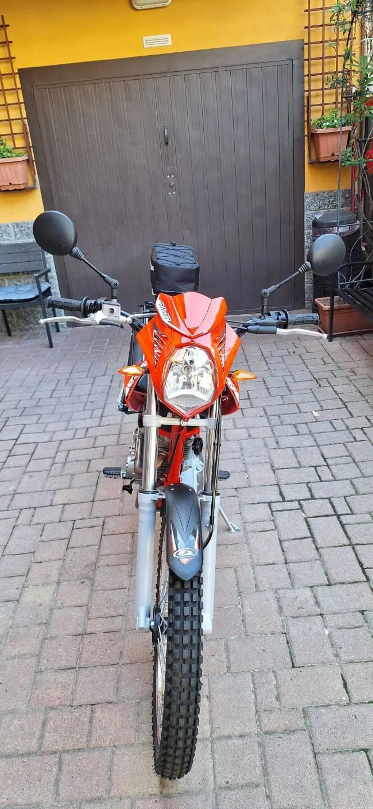 Betamotor Alp 200 (2021 - 25) (4)