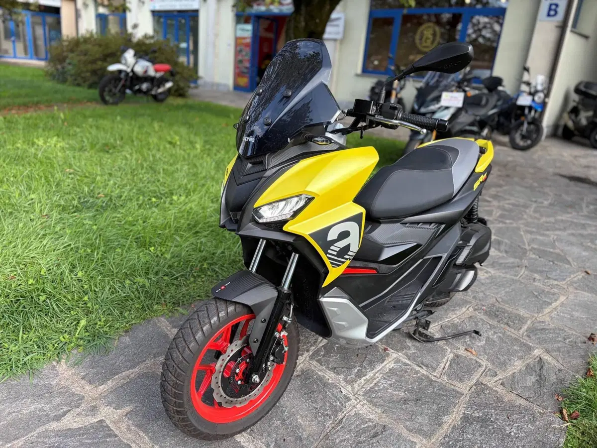 Aprilia SR GT 125 (2022 - 24) (2)