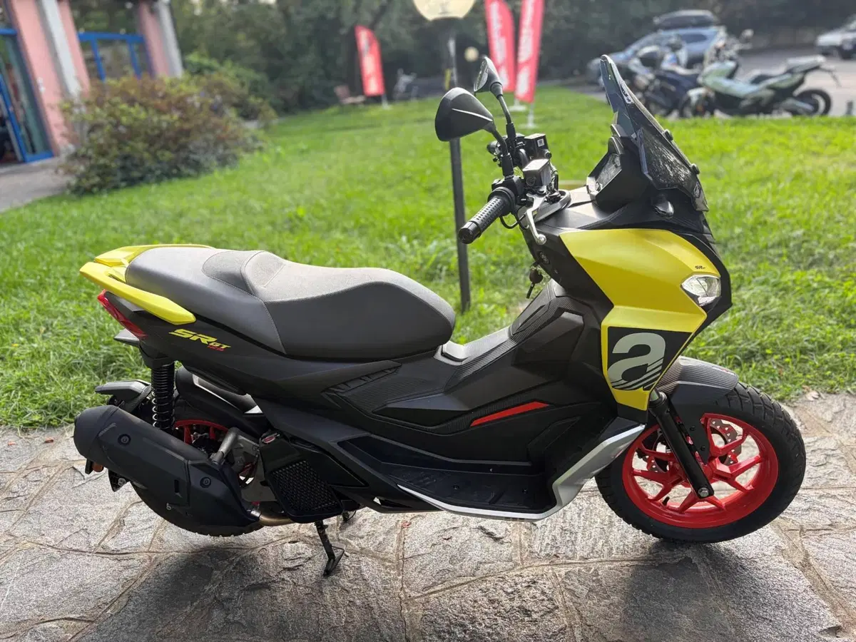 Aprilia SR GT 125 (2022 - 24) (5)
