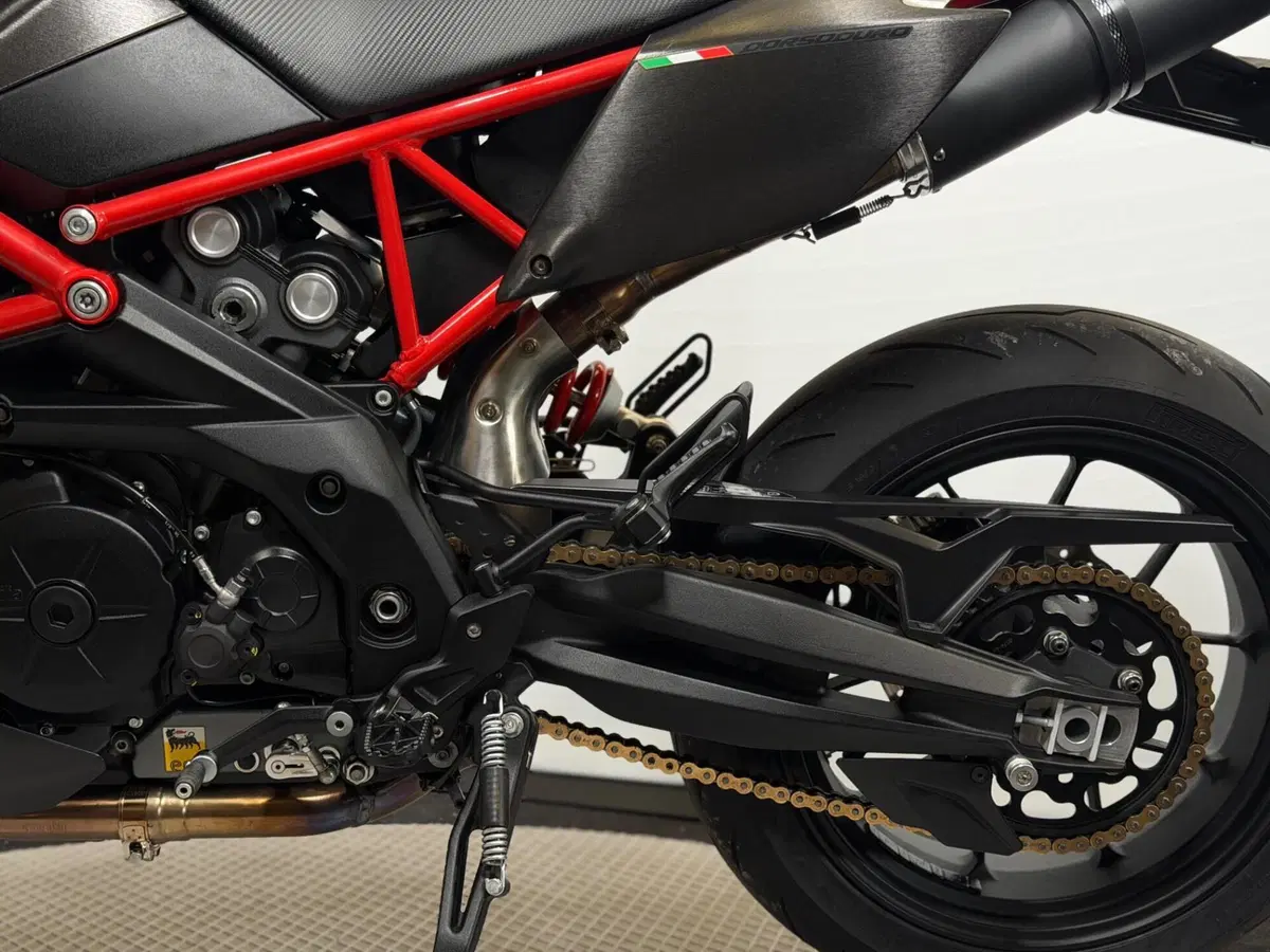 Aprilia Dorsoduro 750 ABS (2009 - 17) (11)