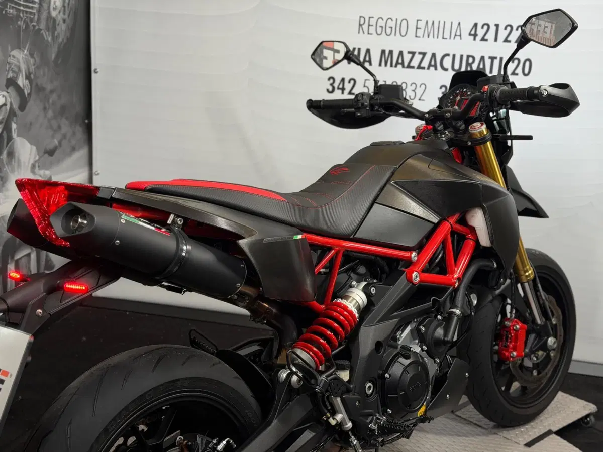 Aprilia Dorsoduro 750 ABS (2009 - 17) (15)