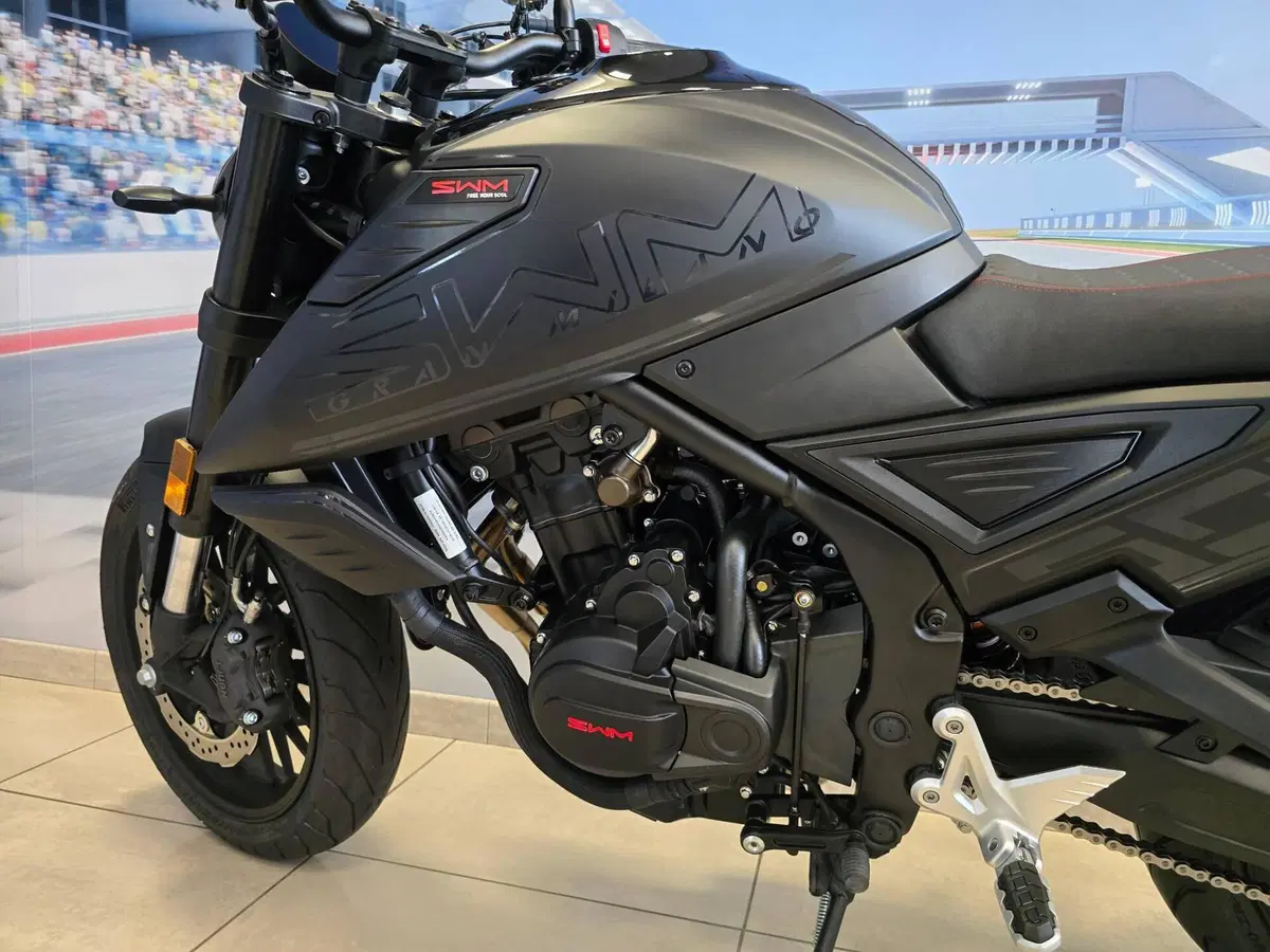 Swm Gran Milano 500 (2026) (10)