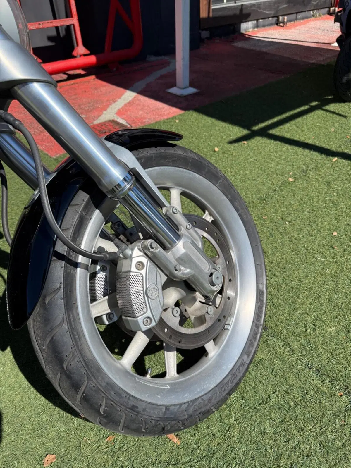 Harley-Davidson 1130 Street Rod (2006 - 07) - VRSCR (8)