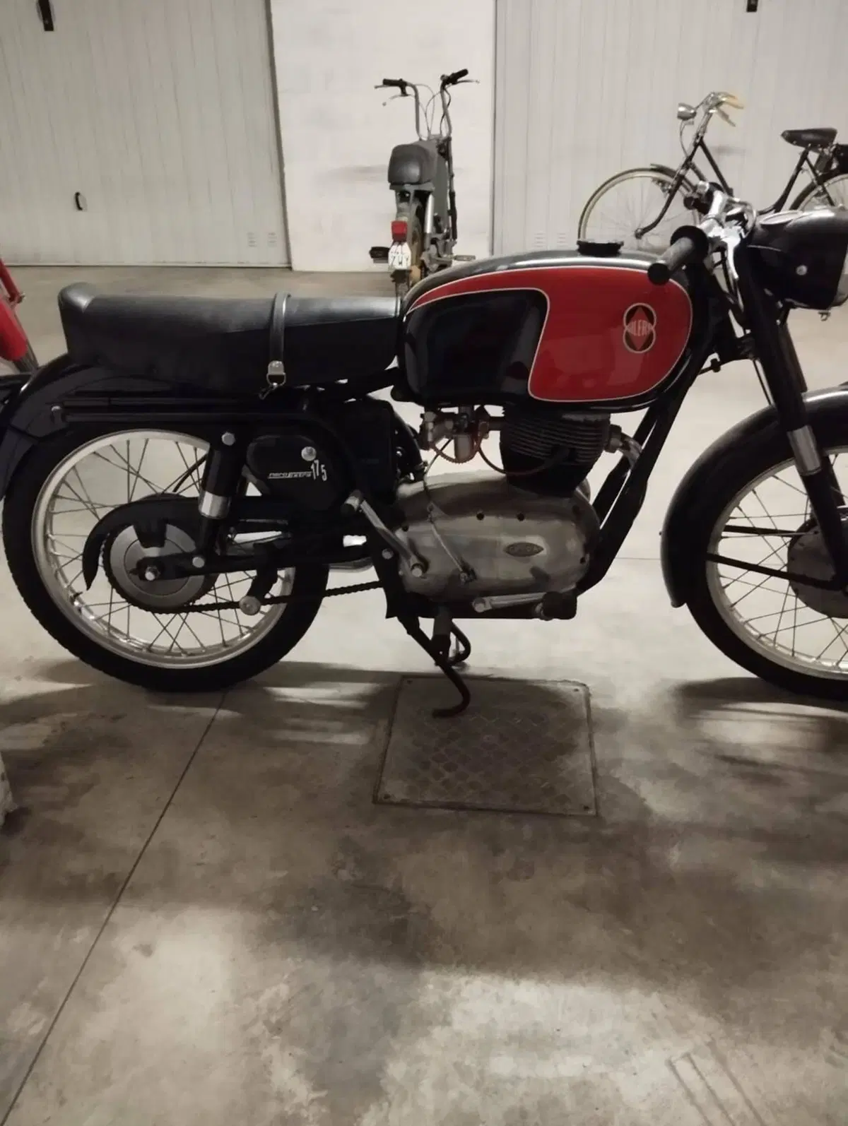 Gilera EXTRA (2)