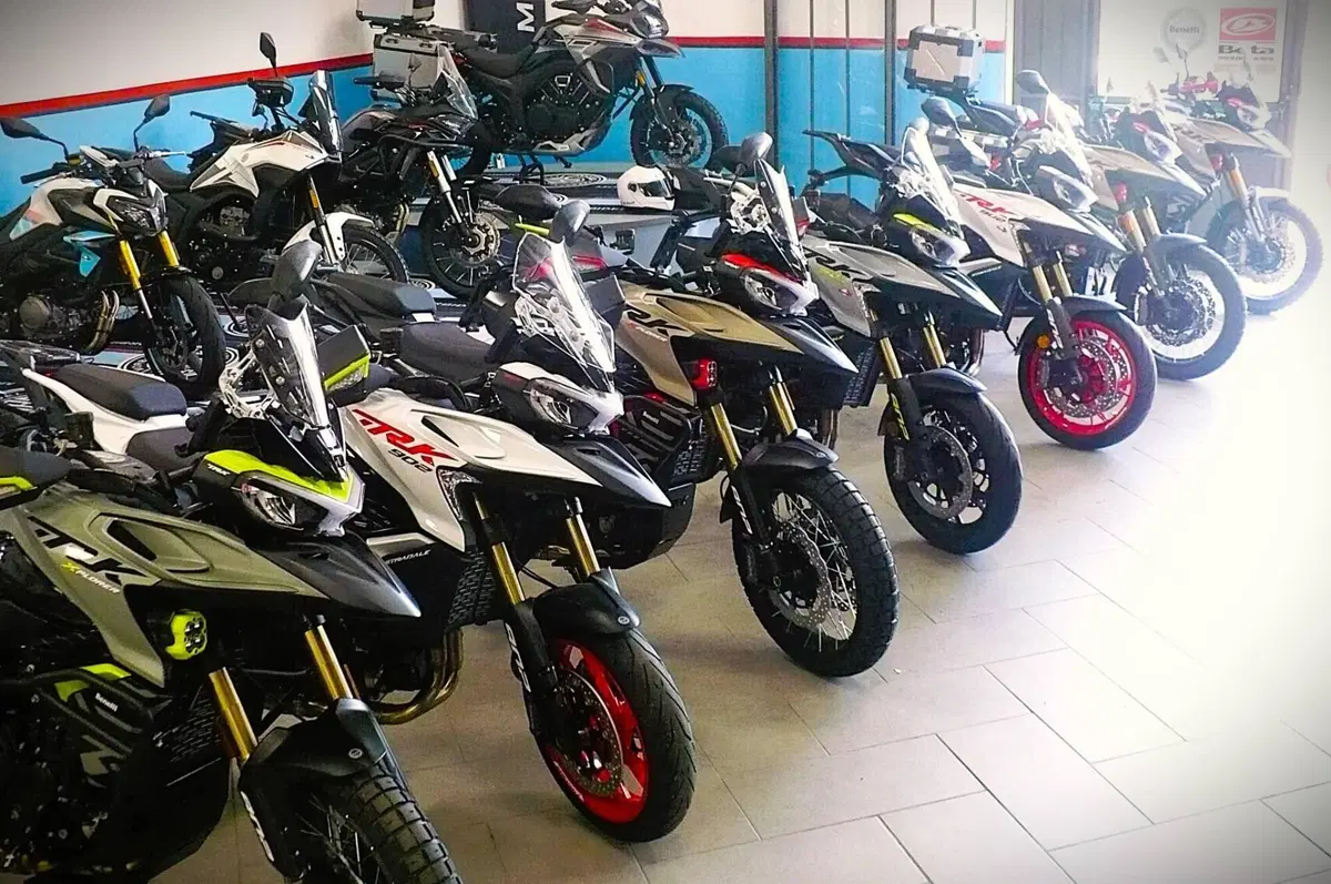 Benelli TRK 902 Stradale (2026) (3)