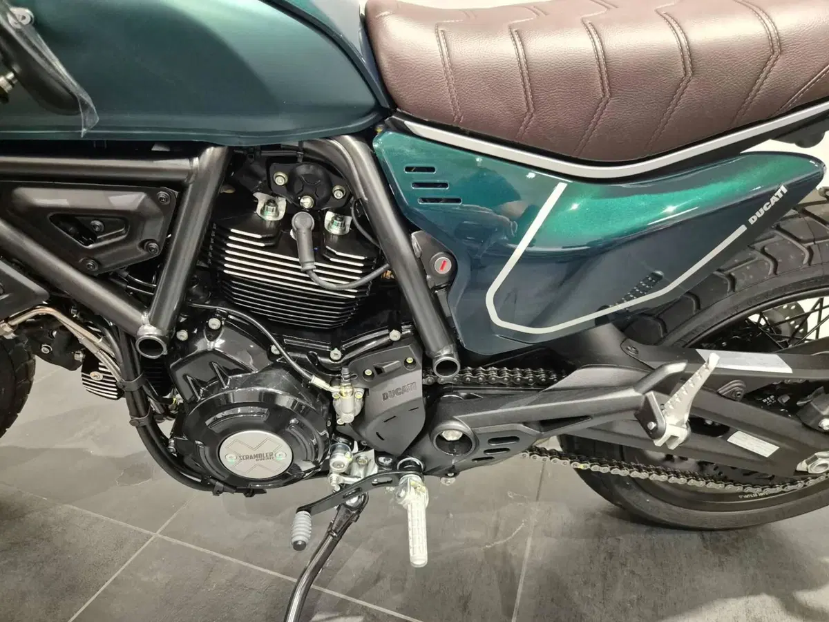 Ducati Scrambler 800 Nightshift (2025 - 26) (13)