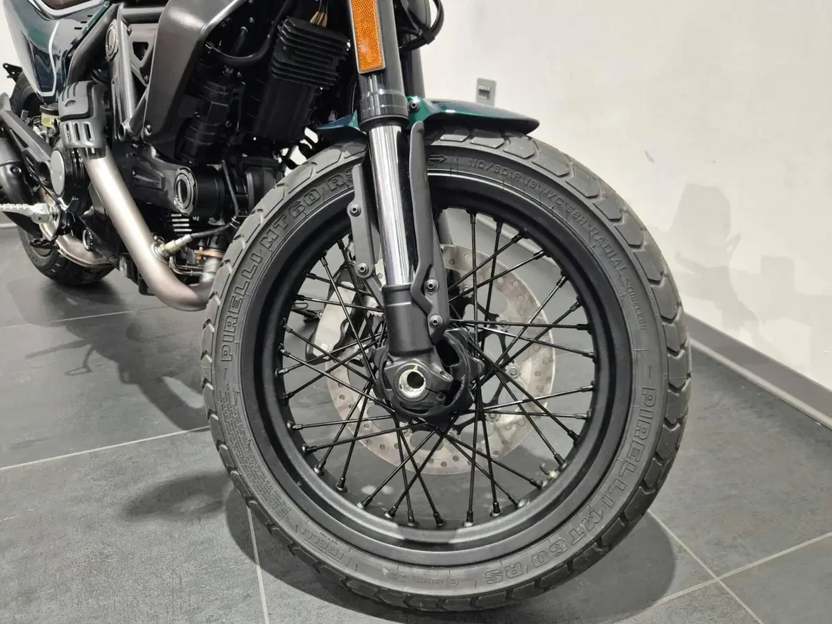Ducati Scrambler 800 Nightshift (2025 - 26) (15)