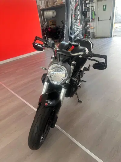 Ducati Monster 821 Dark ABS (2014 - 16) usata