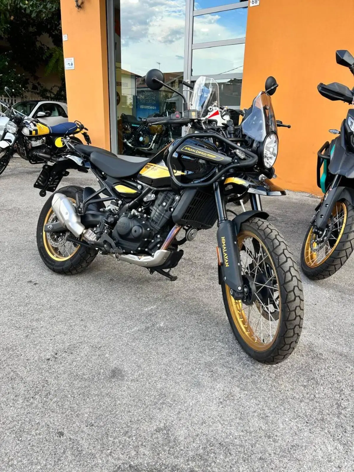 Royal Enfield Himalayan 450 (2024 - 26) (2)