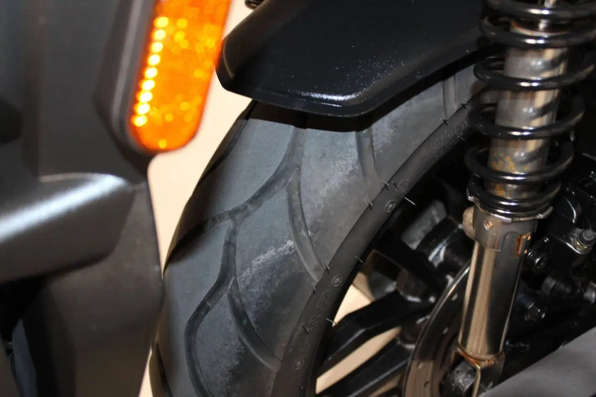 Kymco People 125i S (2021 - 25) (6)
