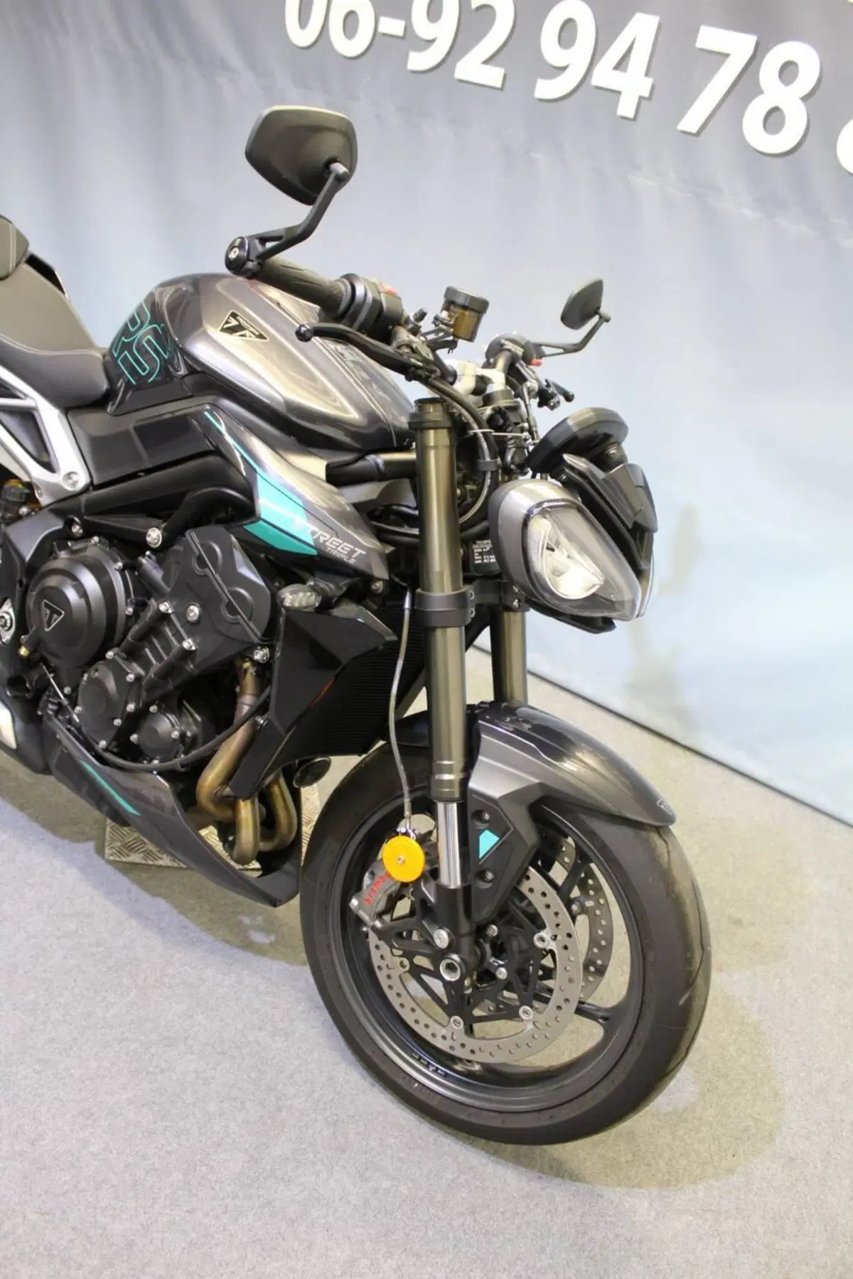 Triumph Street Triple 765 RS (2023 - 26) (8)