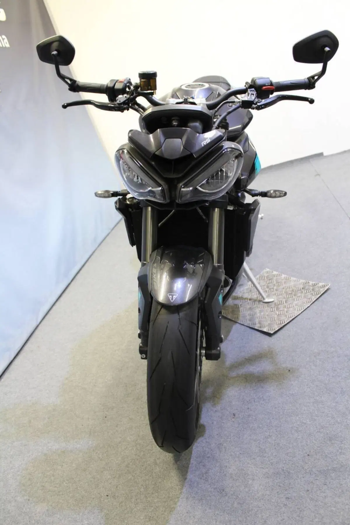 Triumph Street Triple 765 RS (2023 - 26) (13)