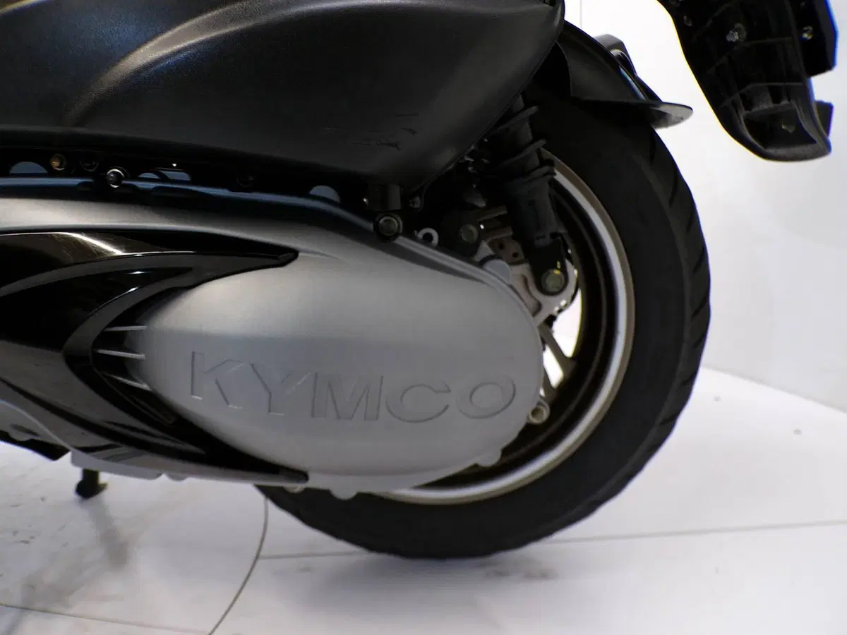Kymco Xciting 400i ABS (2016 - 20) (11)