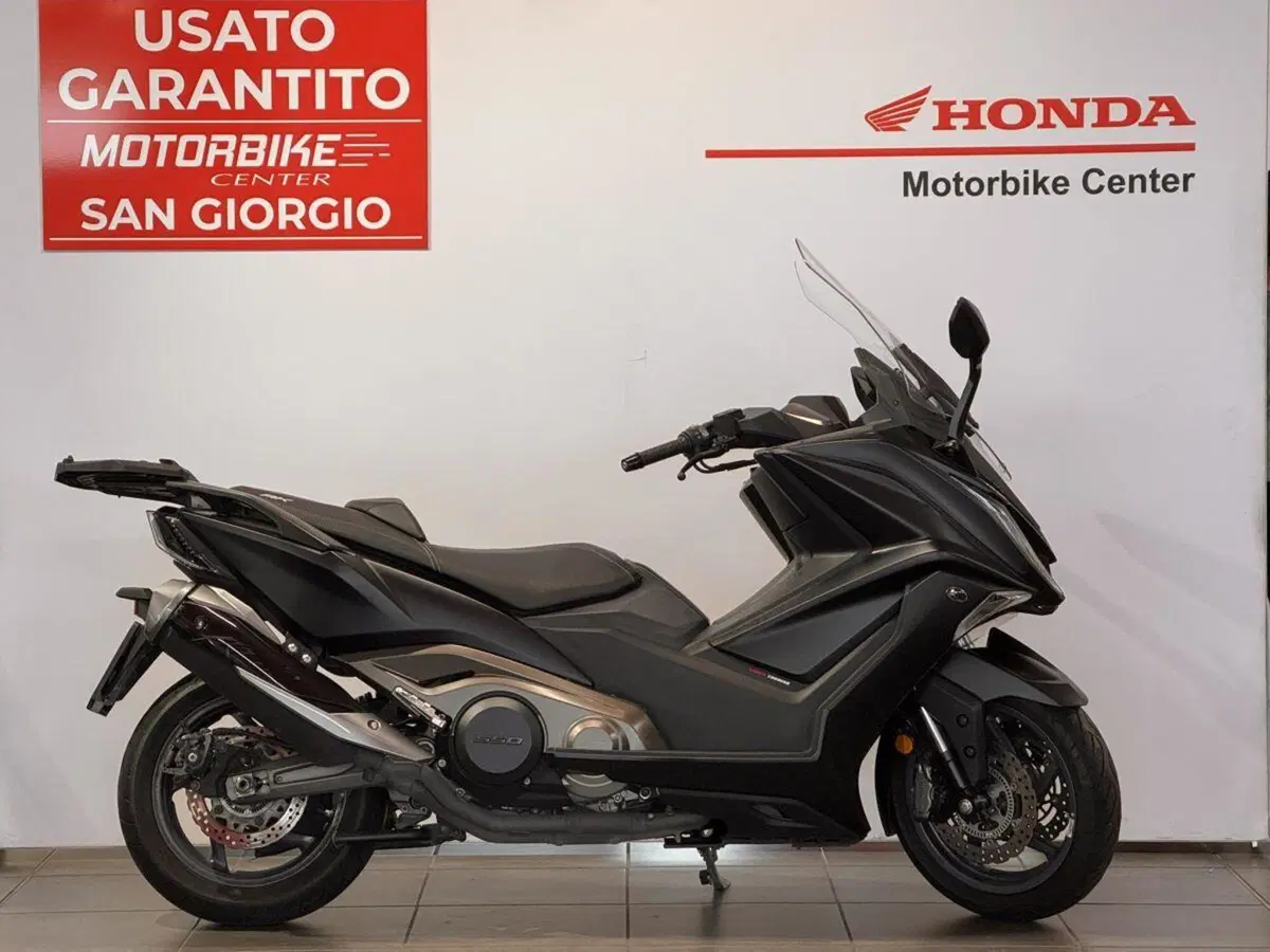 Kymco AK 550 ETS (2021 - 26) (3)