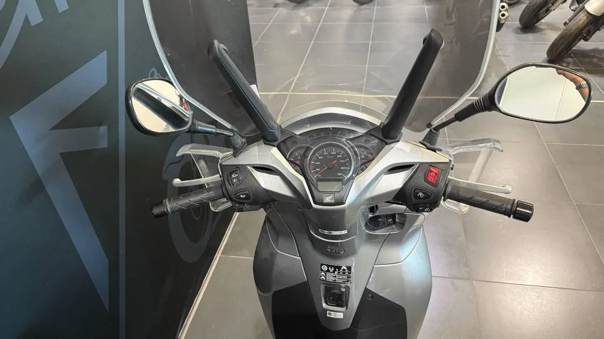 Honda SH 300 i ABS (2016 - 20) (3)