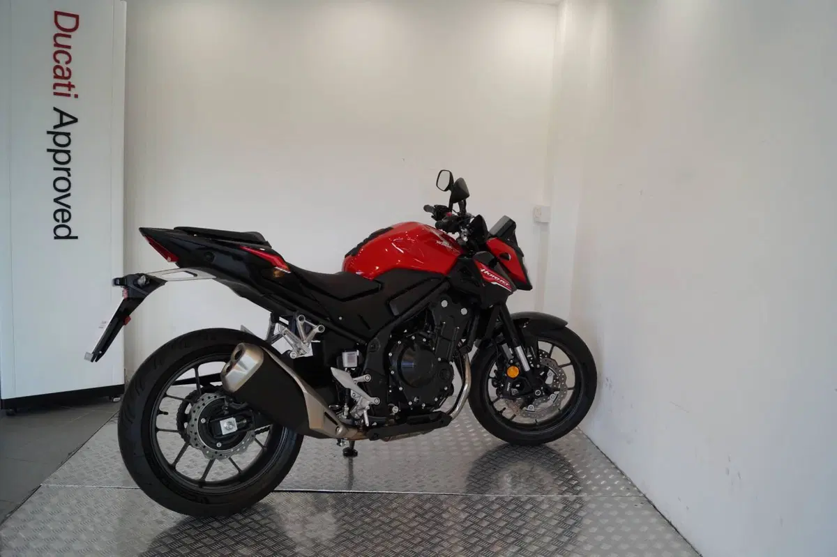 Honda CB 500 Hornet (2026) (4)