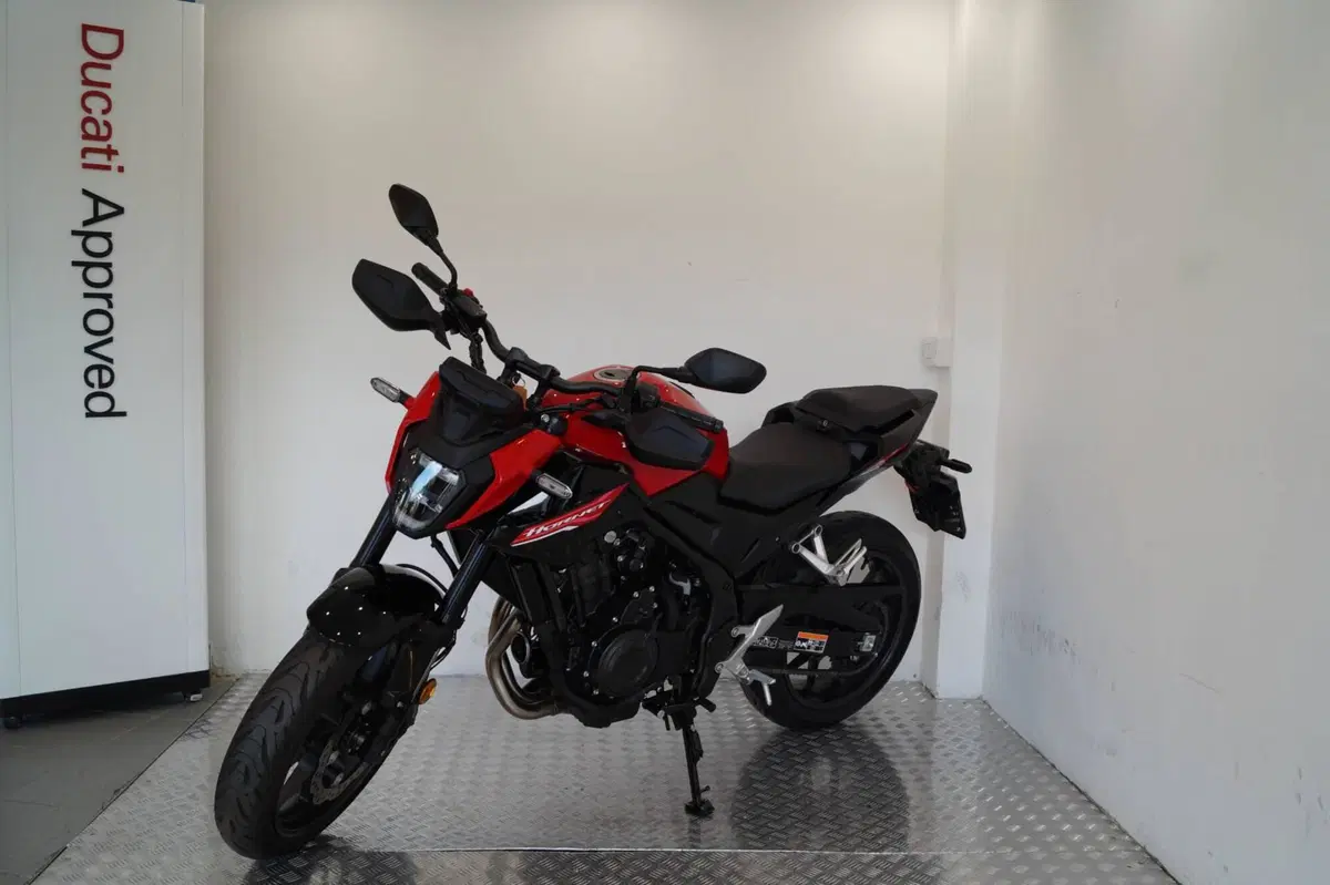 Honda CB 500 Hornet (2026) (2)