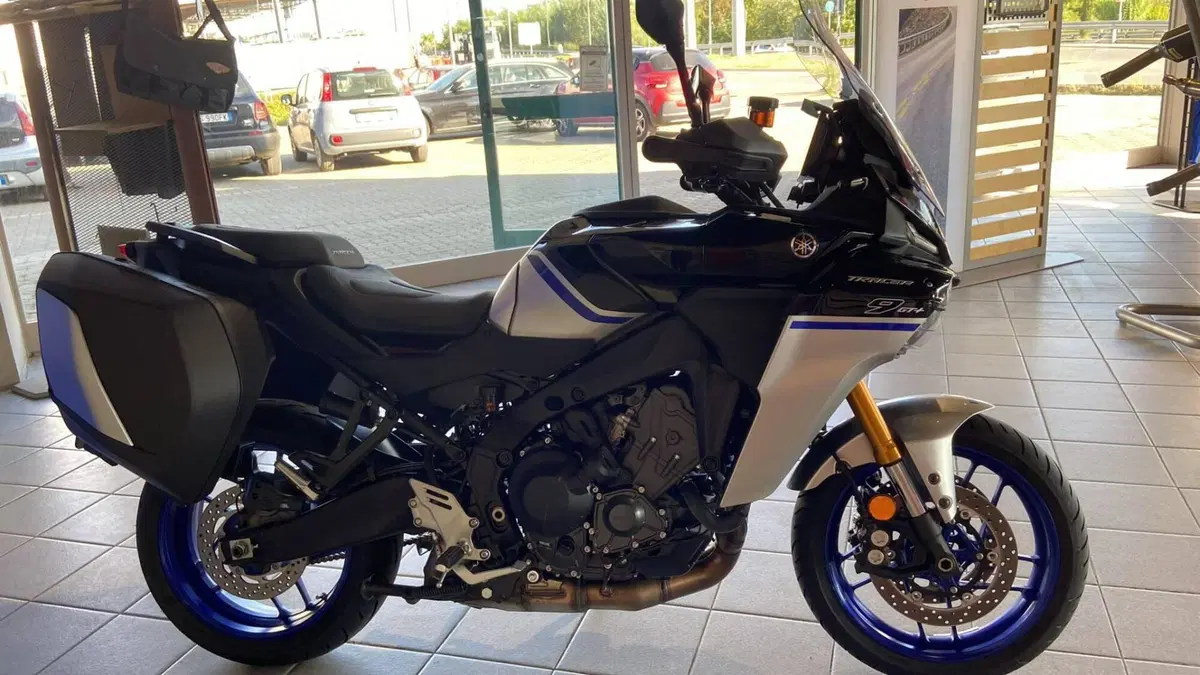 Yamaha Tracer 9 GT Y-AMT (2025 - 26)