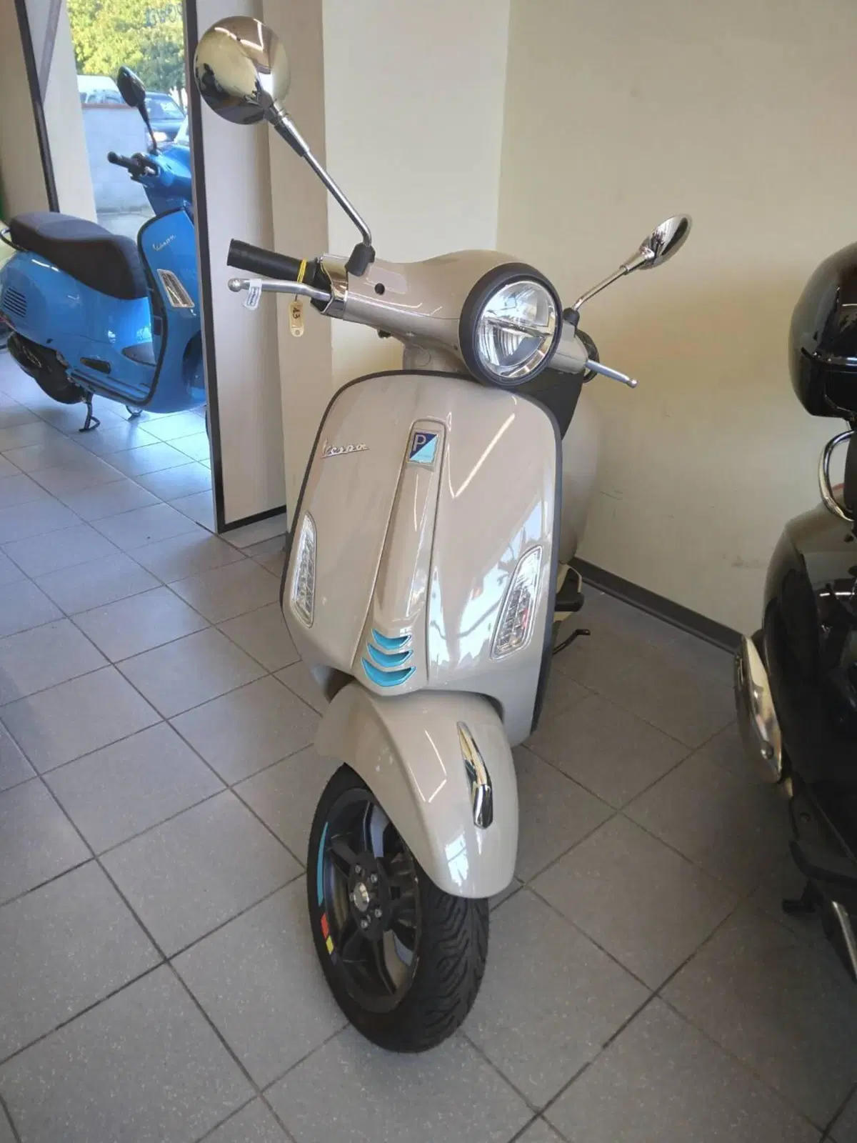 Vespa Primavera 50 (2024 - 25) (2)