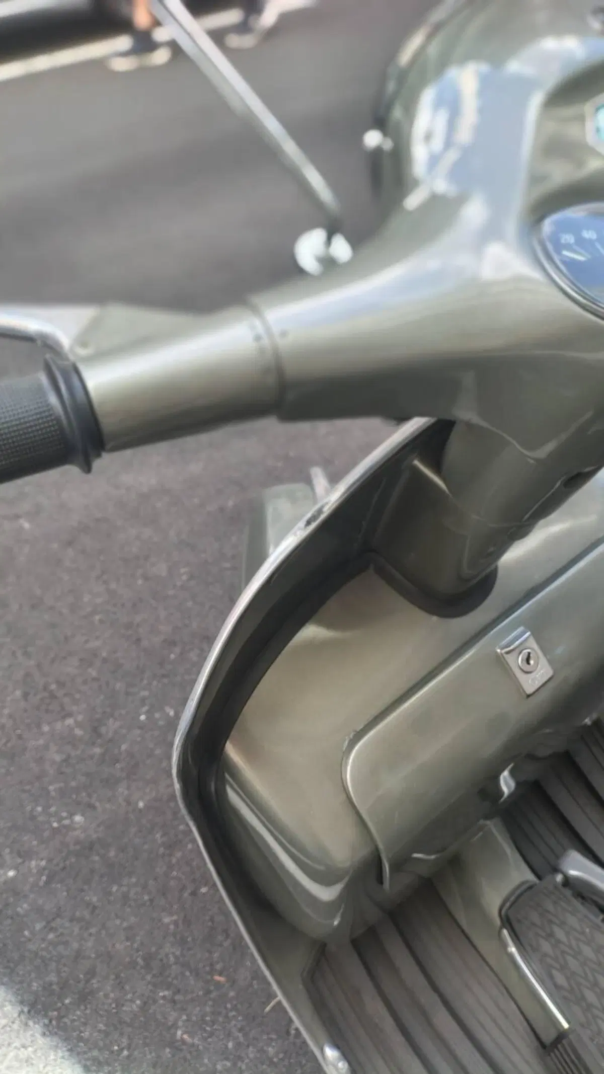 Piaggio Vespa 125 (3)