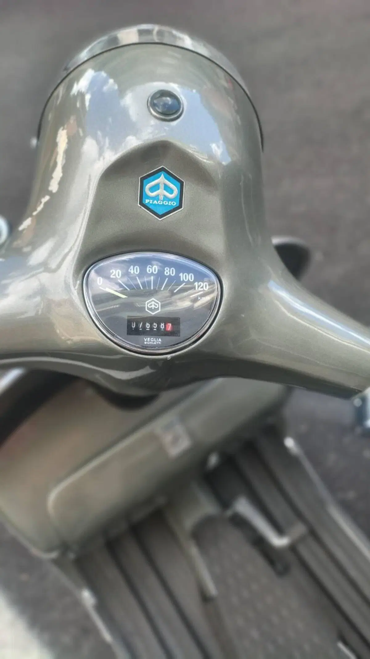 Piaggio Vespa 125 (4)