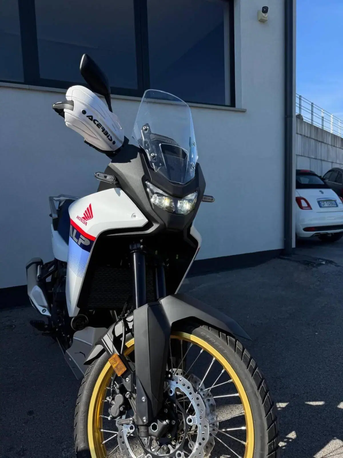 Honda Transalp XL750 (2025)