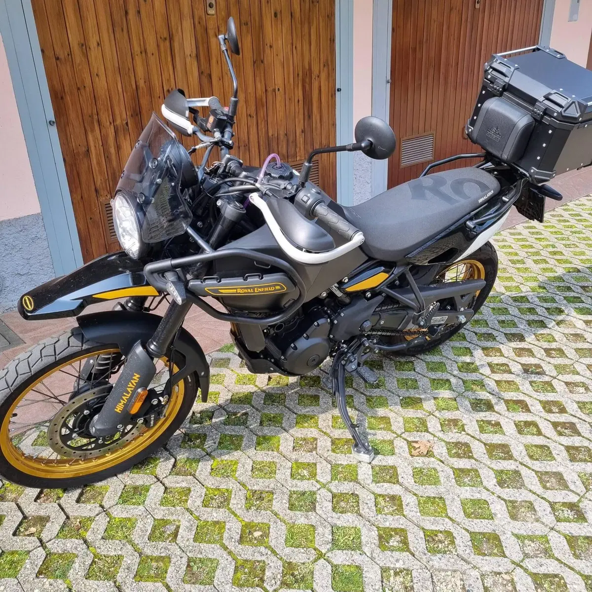 Royal Enfield Himalayan 450 (2024 - 26)
