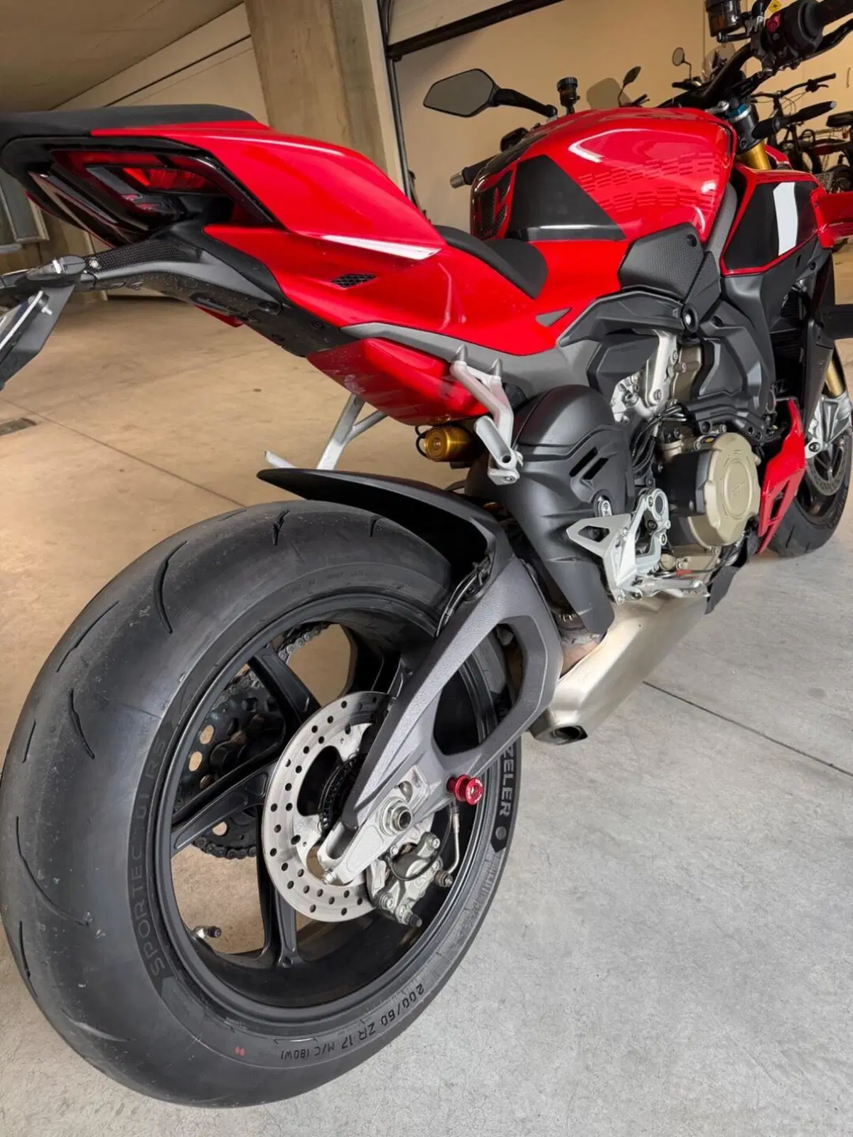 Ducati Streetfighter V4 S (2025 - 26) (13)