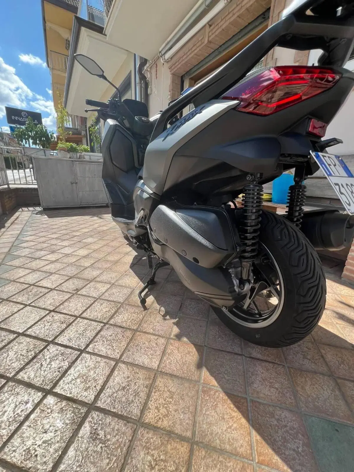 Yamaha X-Max 300 (2025 - 26) (5)