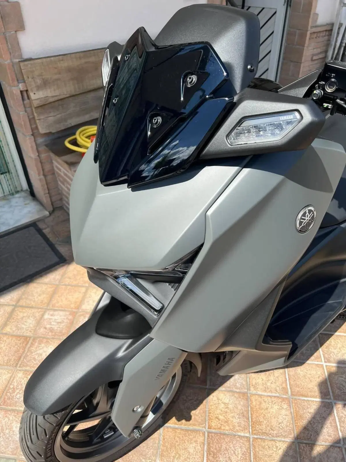Yamaha X-Max 300 (2025 - 26) (7)