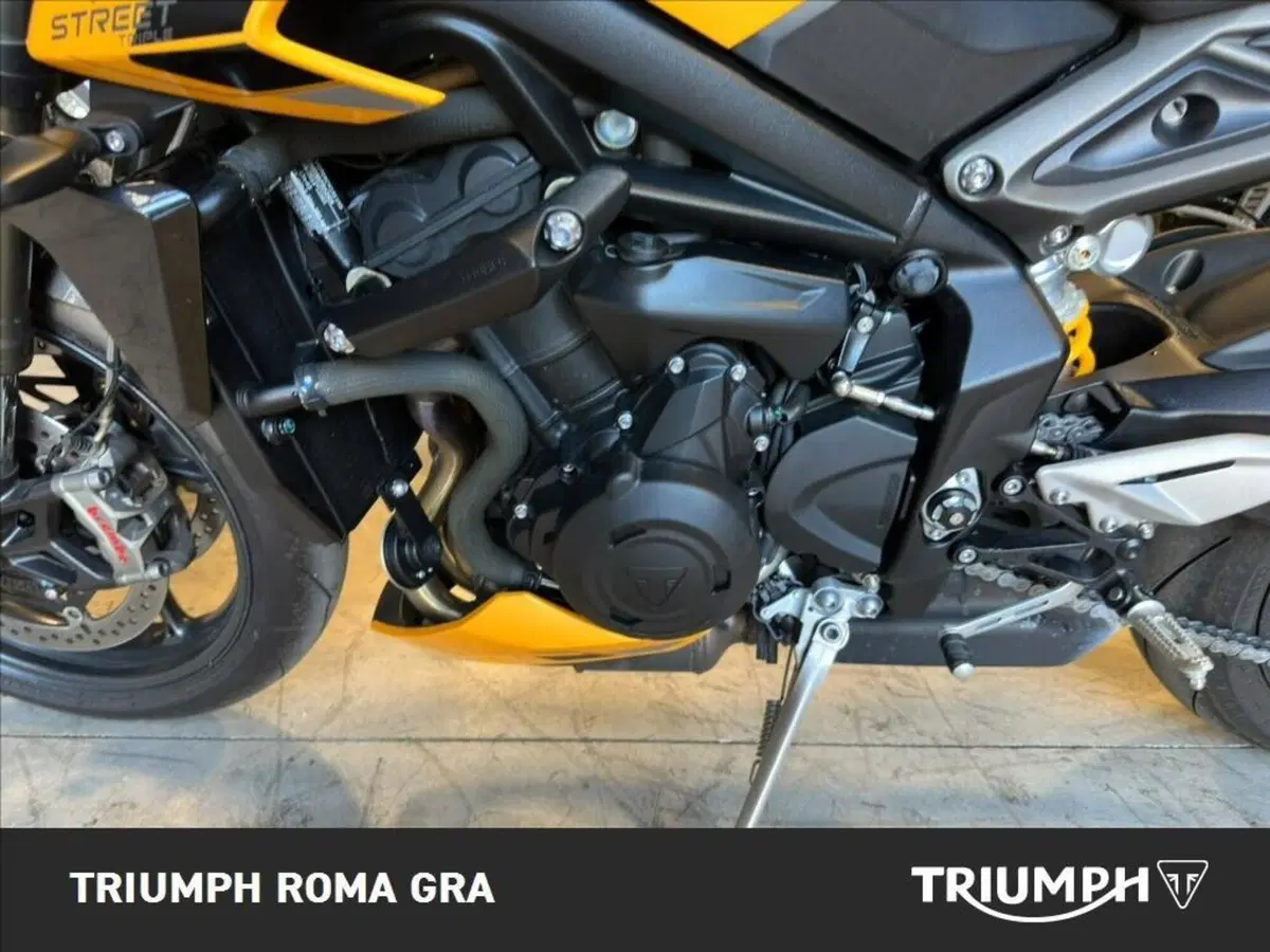 Triumph Street Triple 765 RS (2023 - 26) (9)