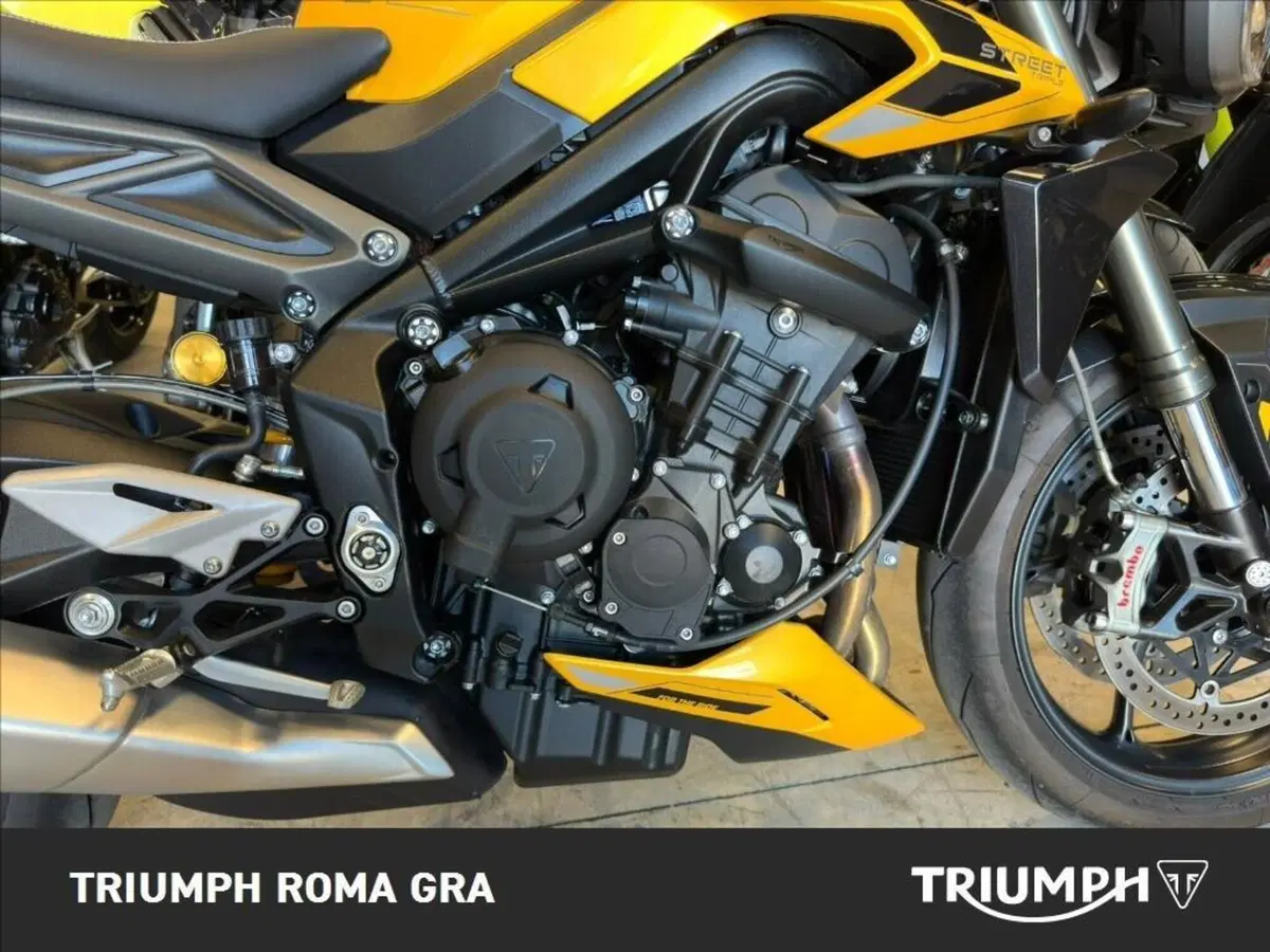 Triumph Street Triple 765 RS (2023 - 26) (6)