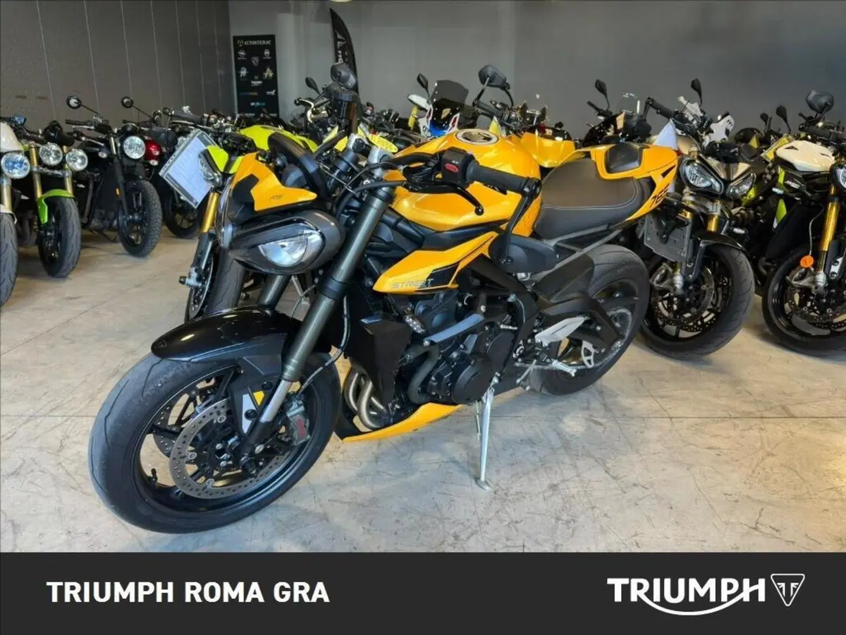 Triumph Street Triple 765 RS (2023 - 26) (2)