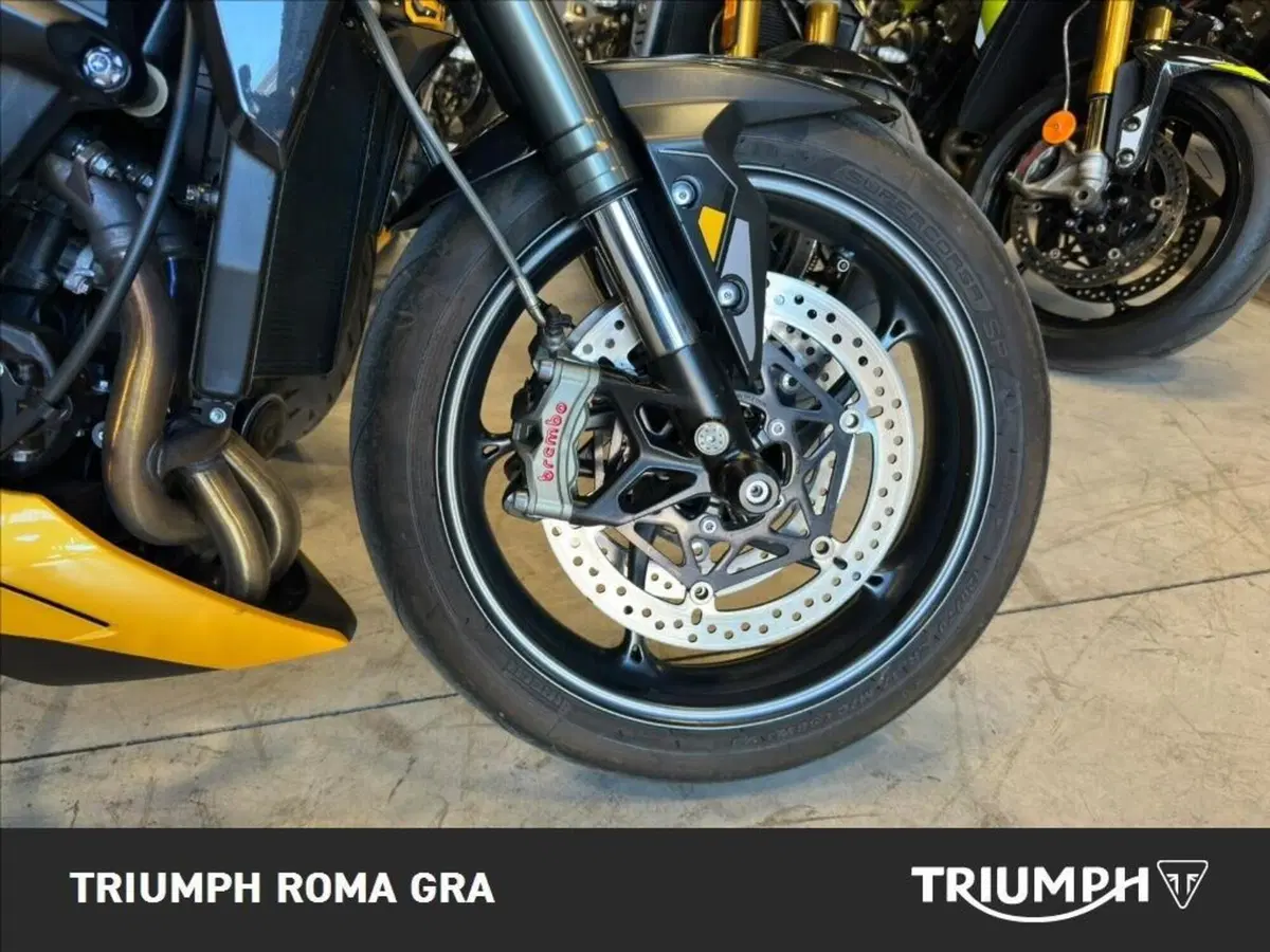 Triumph Street Triple 765 RS (2023 - 26) (7)