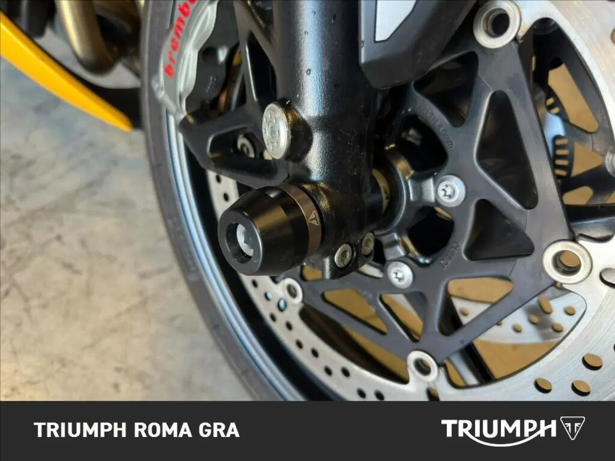 Triumph Street Triple 765 RS (2023 - 26) (15)