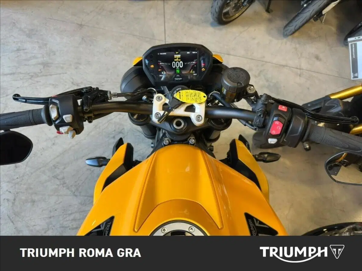Triumph Street Triple 765 RS (2023 - 26) (20)