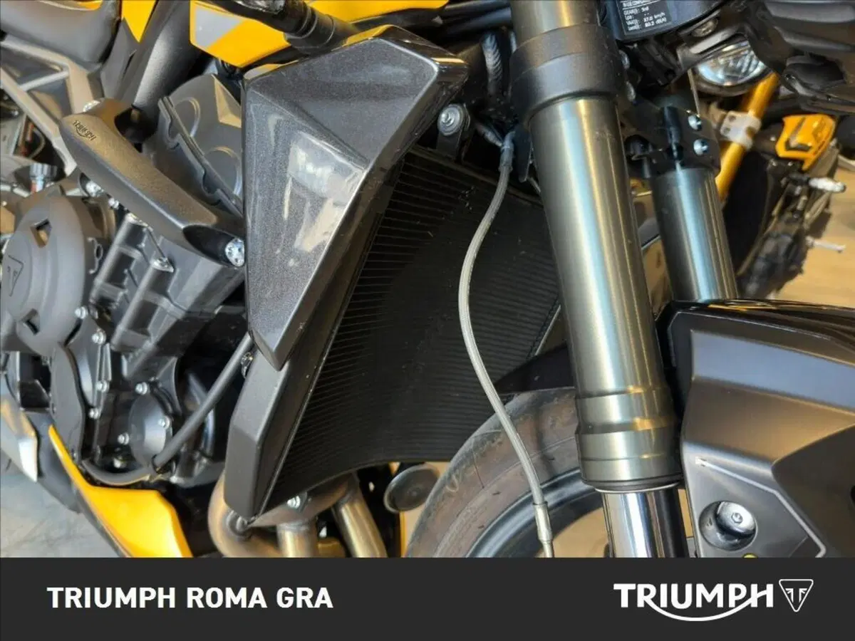Triumph Street Triple 765 RS (2023 - 26) (16)