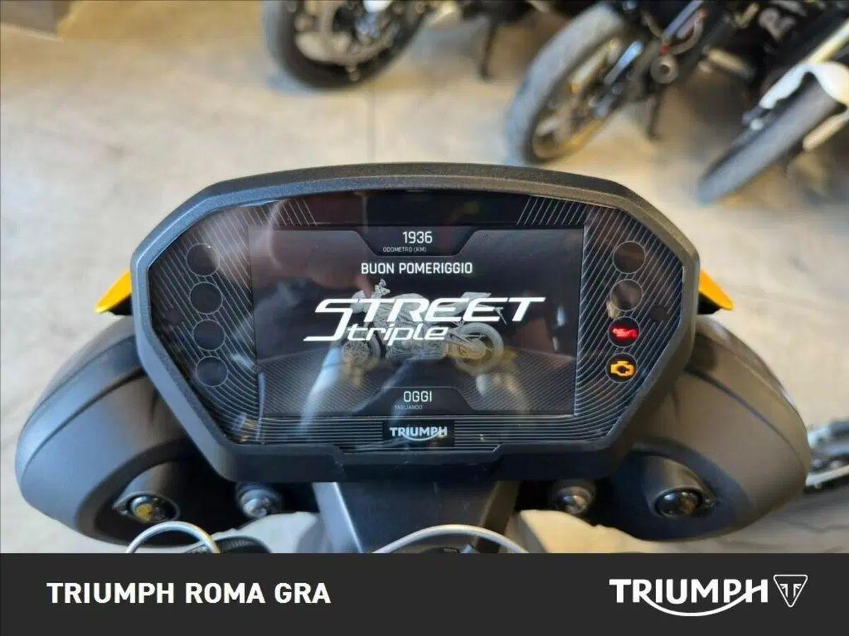 Triumph Street Triple 765 RS (2023 - 26) (4)