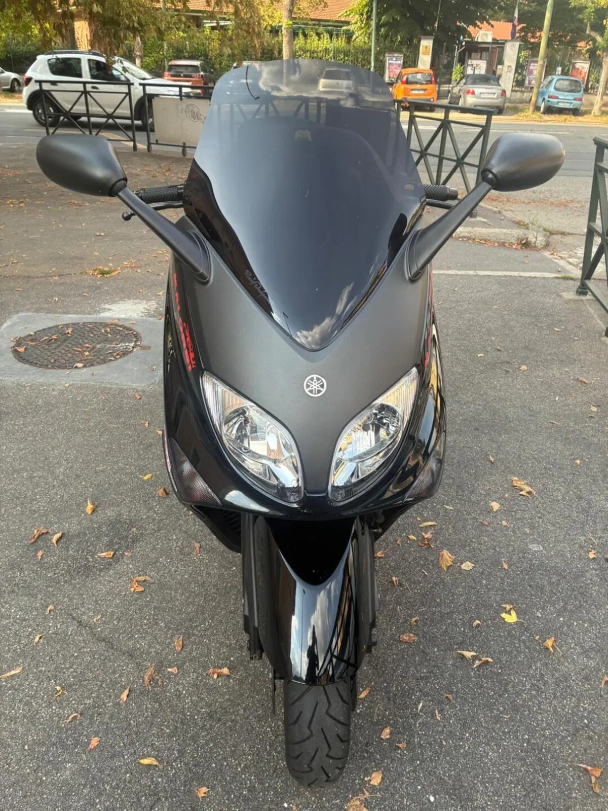 Yamaha T-Max 500 (2004 - 07) (3)