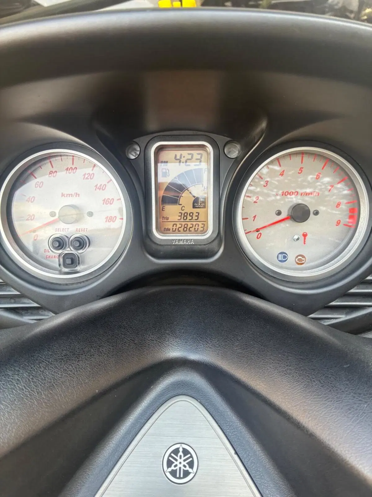 Yamaha T-Max 500 (2004 - 07) (6)
