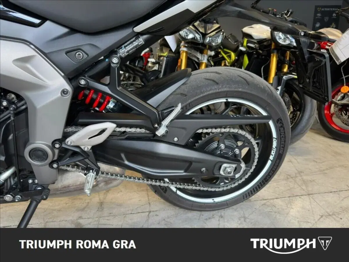 Triumph Daytona 660 (2024 - 26) (10)