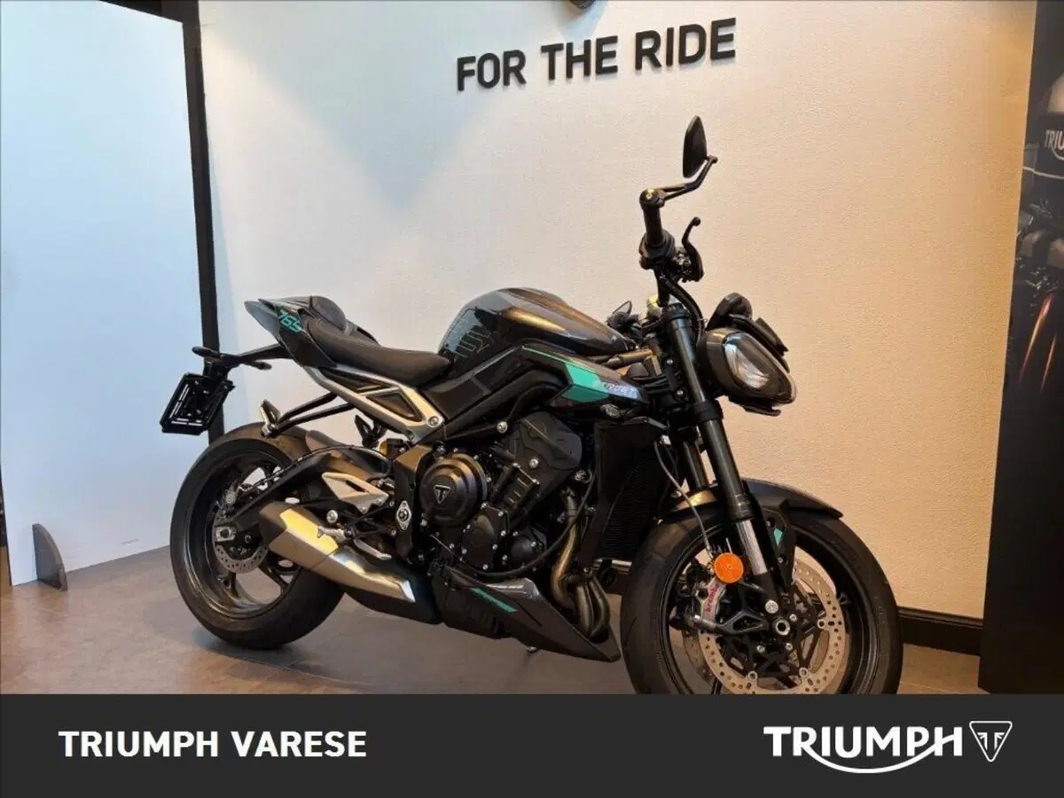 Triumph Street Triple 765 RS (2023 - 26) (2)