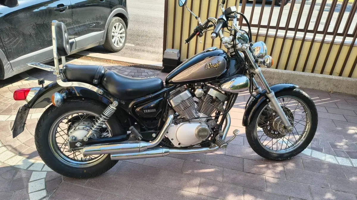 Yamaha XV 125 S Virago (3)