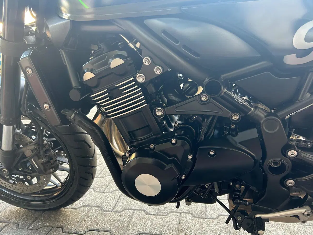 Kawasaki Z 900 RS (2018 - 20) (8)